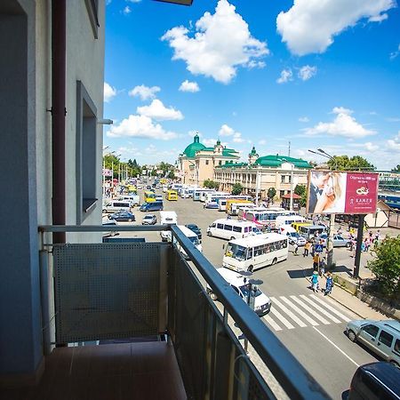 Like Home On Zaliznychna Ivano-Frankivsk Extérieur photo