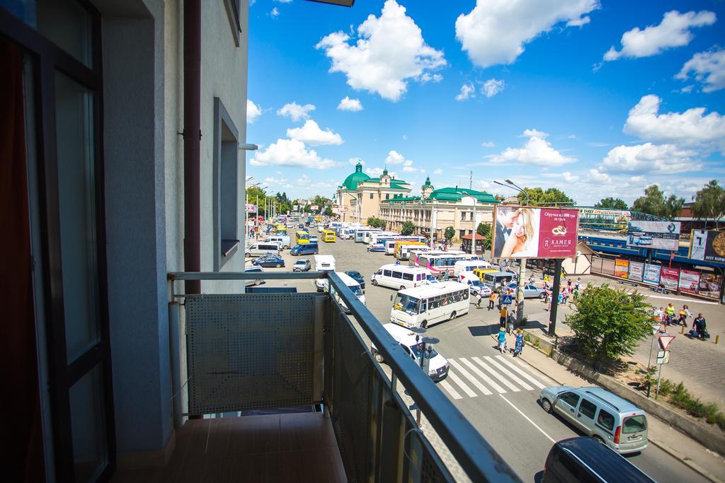Like Home On Zaliznychna Ivano-Frankivsk Extérieur photo